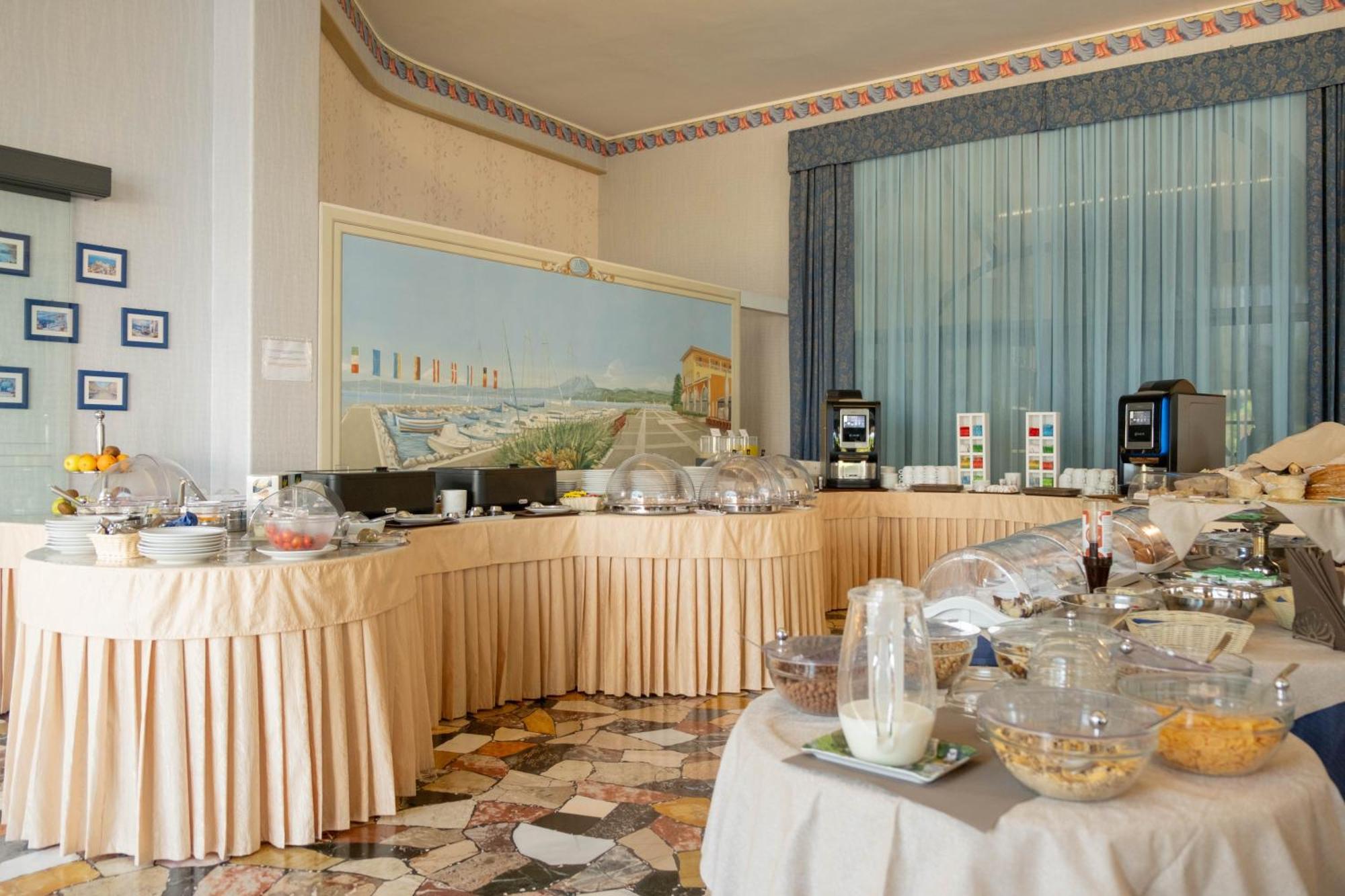 Hotel Vela D'Oro Dependence Bardolino Exterior photo